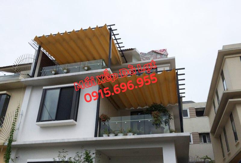 vì sao nên lắp đặt mái xếp ban công tại đà lạt?