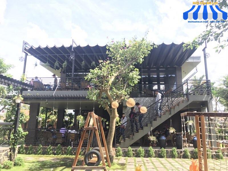 Mái xếp lượn sóng di động